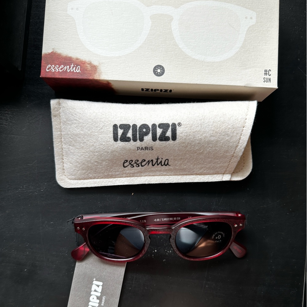 Izipizi Rosy Red #C Sunglasses - Essentia Limited Edition